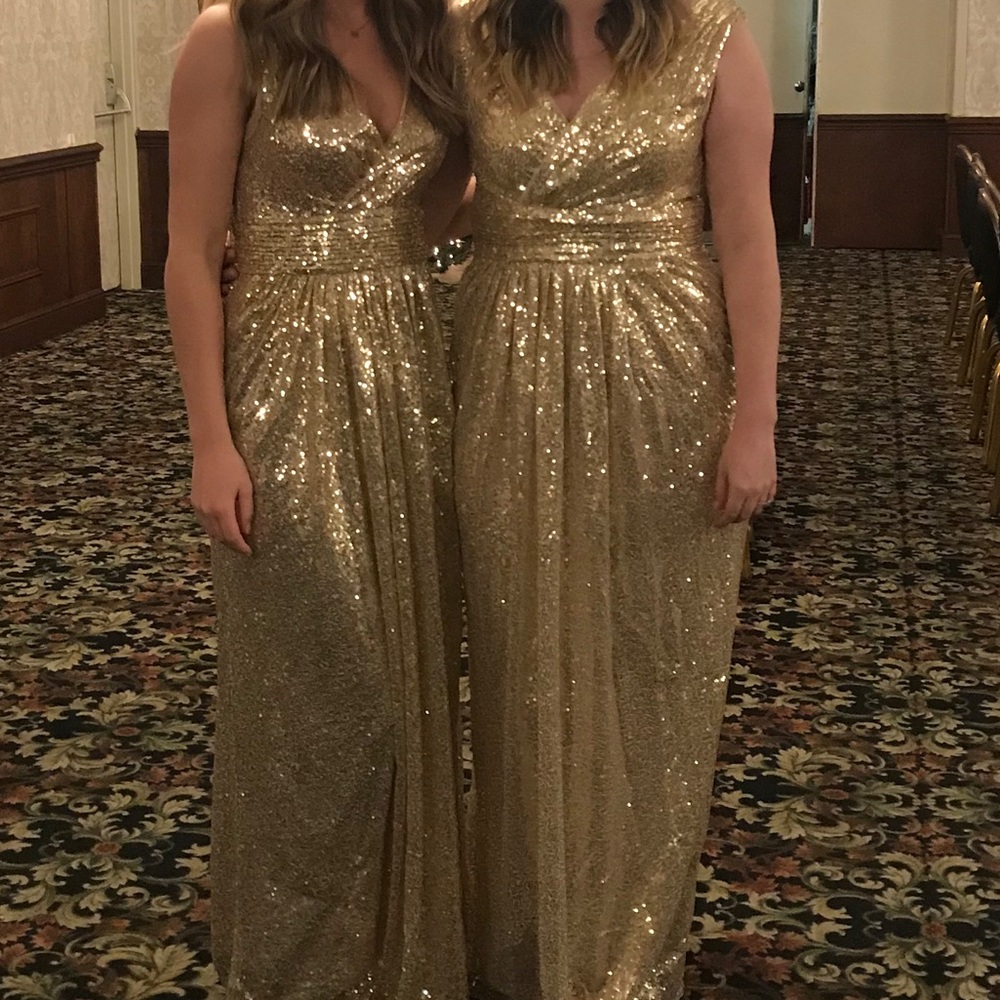 Gold Sequin V-Neck Wedding Dress — Elegant Evening Gown